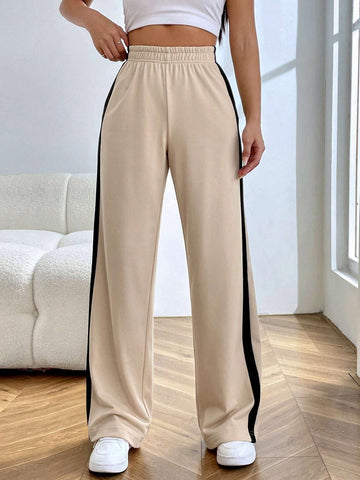 EZwear Contrast Side Seam Wide Leg Sweatpant
