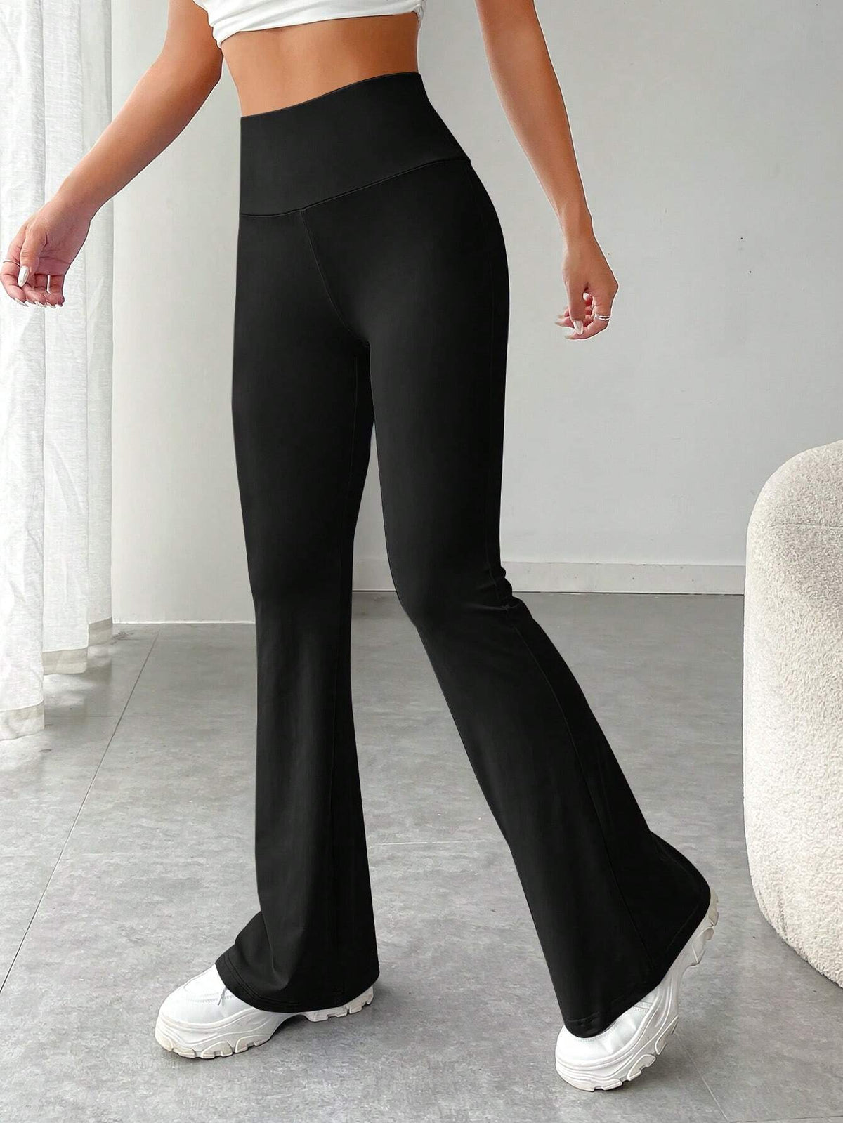 EZwear Coquette Solid Flare Leg Black Pants