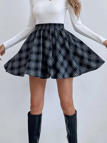 EZwear Elastic Waist Plaid Flare Skirt
