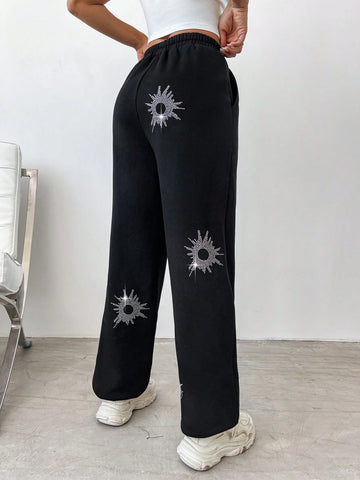 EZwear Elastic Waist Rhinestone Decor Sweatpants