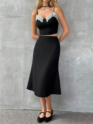 Elegant Lace Patchwork Slim-Fit Crop Top & Solid Color Skirt 2pcs/Set For Summer