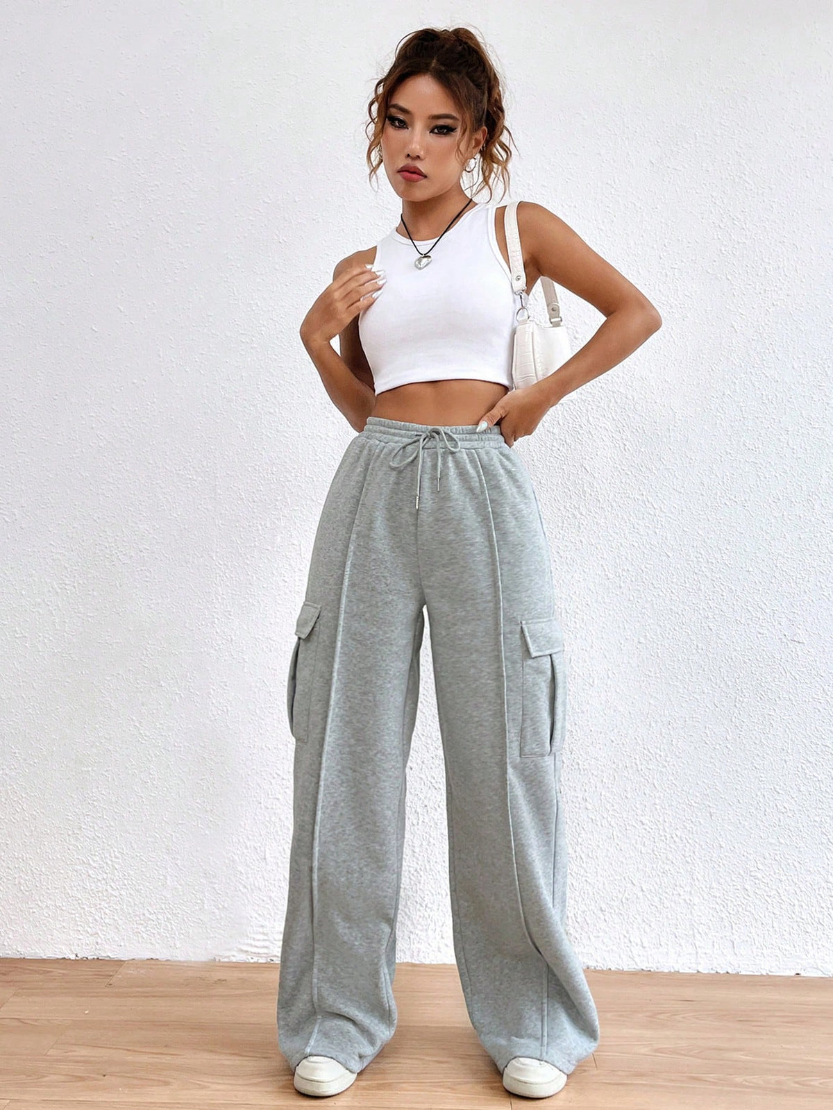EZwear Flap Pocket Side Drawstring Waist Sweatpants