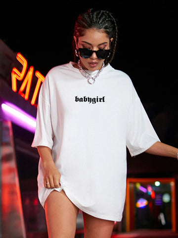 EZwear Letter And Butterfly Print Oversized Tee