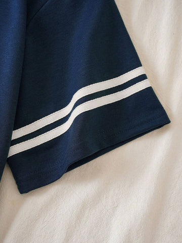 Letter Graphic Contrast Collar Tee