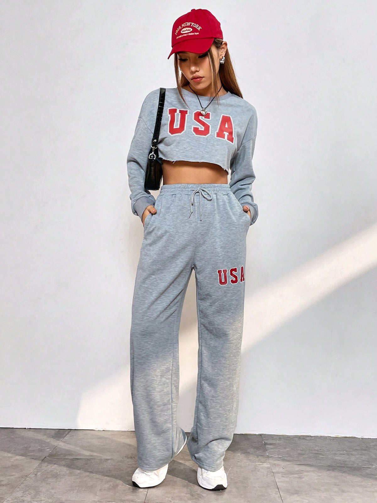 Letter Graphic Drop Shoulder Crop Sweatshirt & Drawstring Waist Sweatpants