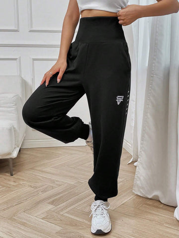 EZwear Letter Graphic Wideband Waist Slant Pocket Sweatpants