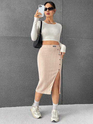 EZwear Letter Patched Detail Button Front Split Thigh Ribbed Knit Skirt