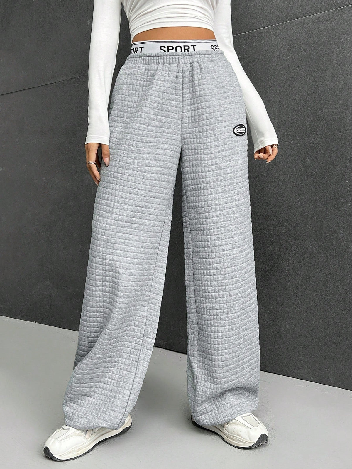 EZwear Letter Patched Detail Wide Leg Sweatpants