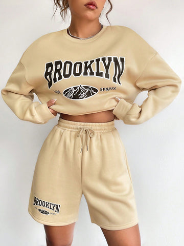 Mountain & Letter Graphic Drop Shoulder Pullover & Shorts