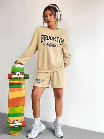 Mountain & Letter Graphic Drop Shoulder Pullover & Shorts