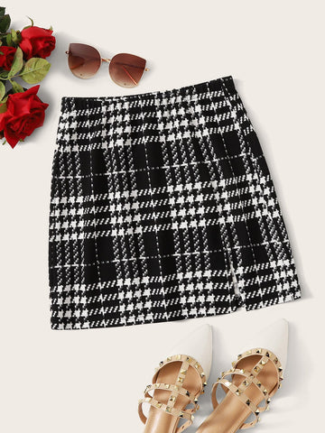 EZwear Plaid A-Line Mini Skirt