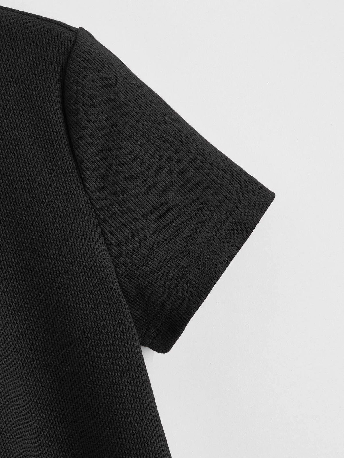 Single Breasted Notched Collar Tee