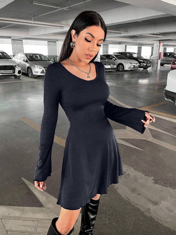 Solid Color Crew Neck Ribbed Knit Bodycon Long Sleeve Dress