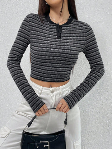 Striped Print Half Button Crop Tee