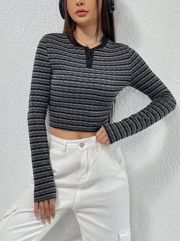 Striped Print Half Button Crop Tee
