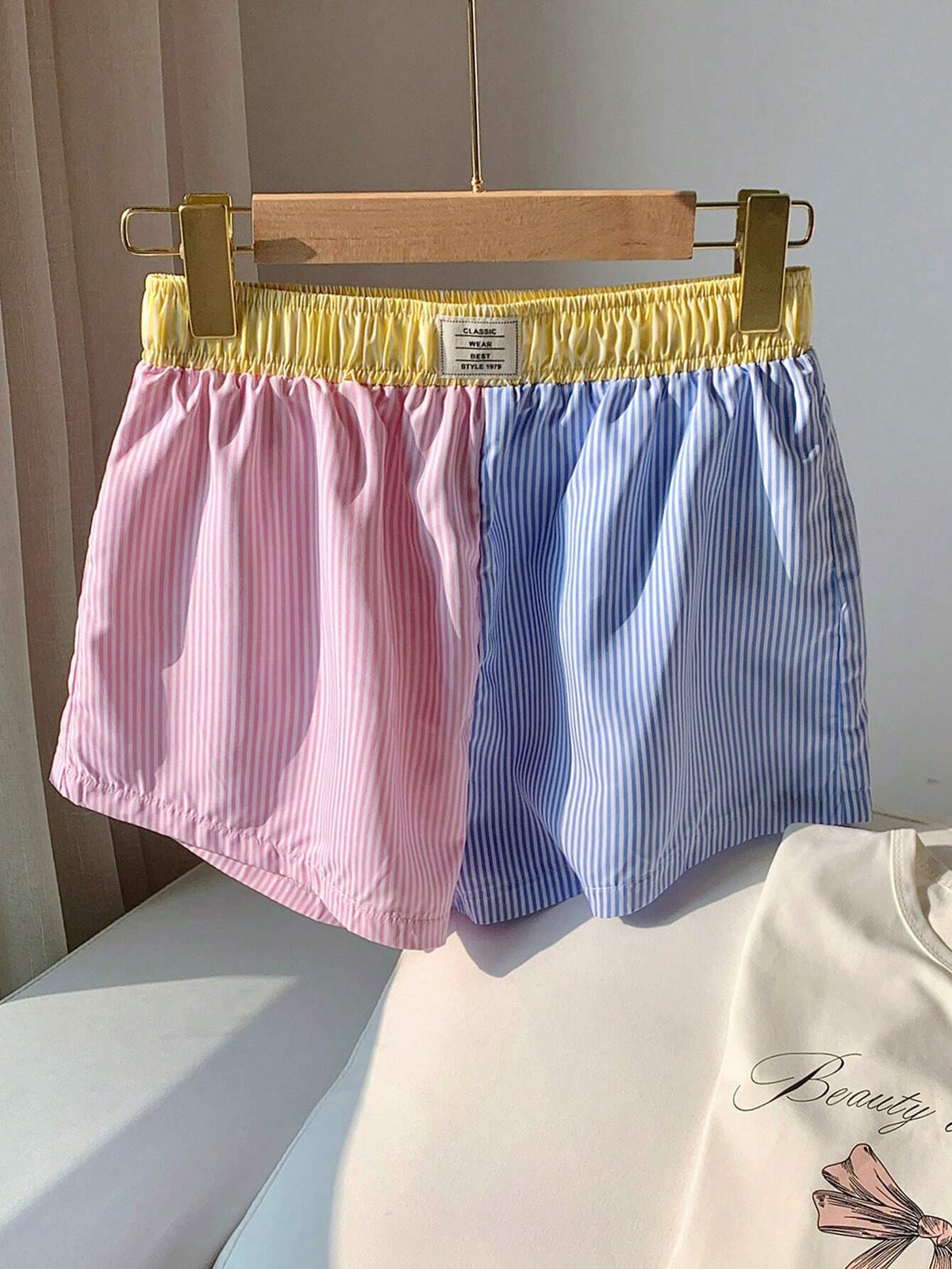 EZwear Striped Print Letter Patched Detail Shorts
