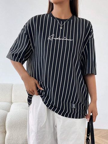 EZwear Summer Outfits Loose-Fit Casual T-Shirt With Text And Striped Pattern Drop Shoulder Sleeves