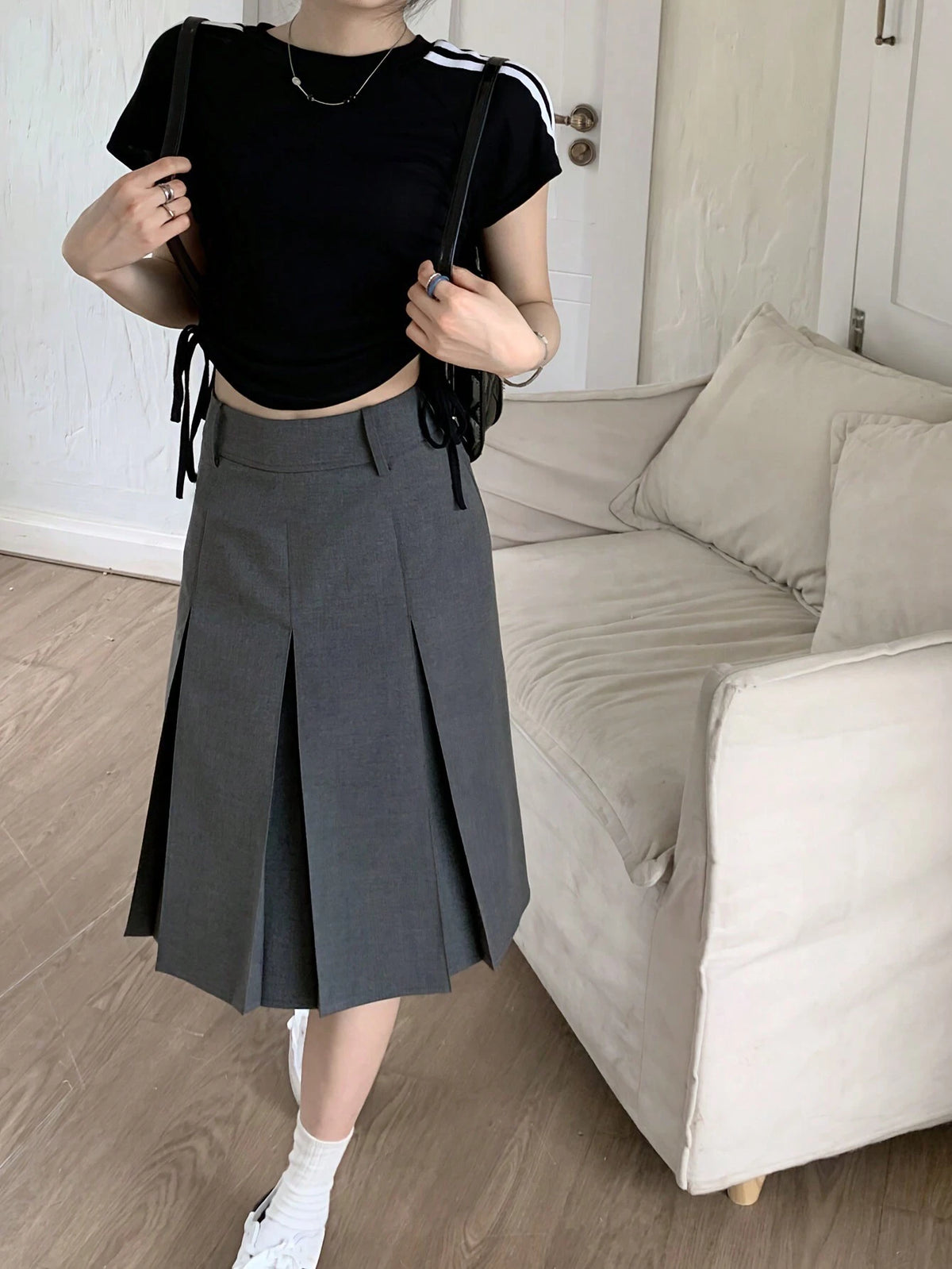 EZwear Vintage High Waisted Pleated Skirt