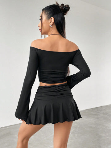 Women'S Off Shoulder Long Sleeve T-Shirt And Skirt Set