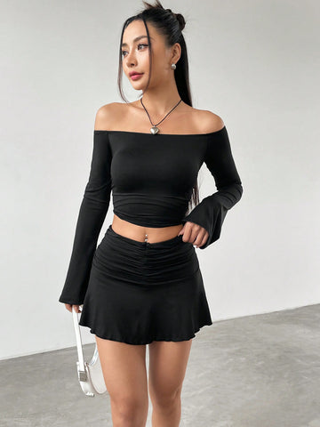 Women'S Off Shoulder Long Sleeve T-Shirt And Skirt Set