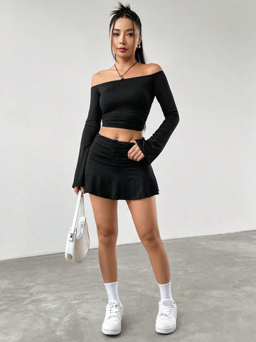Women'S Off Shoulder Long Sleeve T-Shirt And Skirt Set