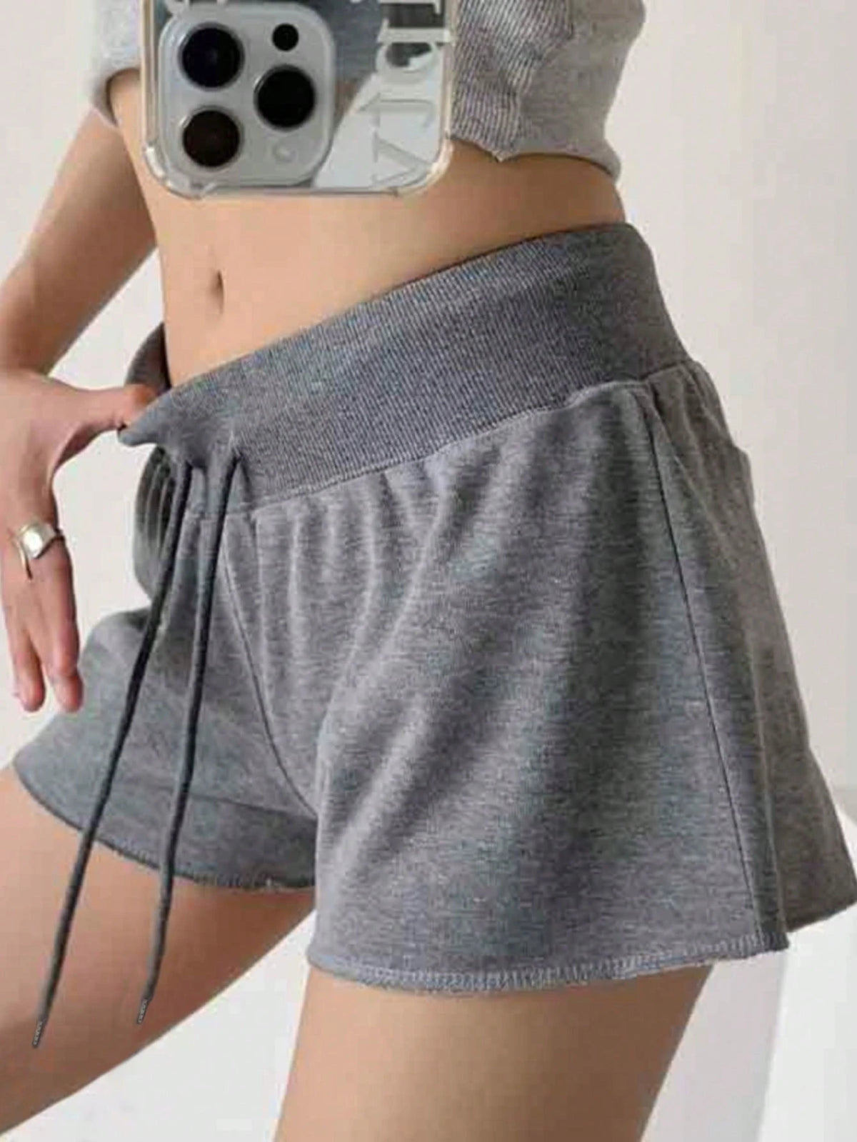 EZwear Women Plain Color Drawstring Waist Casual Loose Shorts