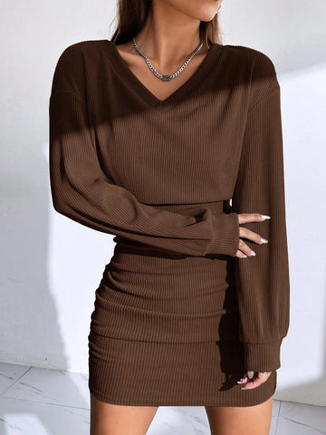 Women Solid Color V-Neck Long Sleeve Pleated Fitted Short Dress, Autumn