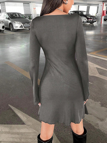 Maija Women's Colorblock Trim V-Neck Casual Sleeveless Mini Dress