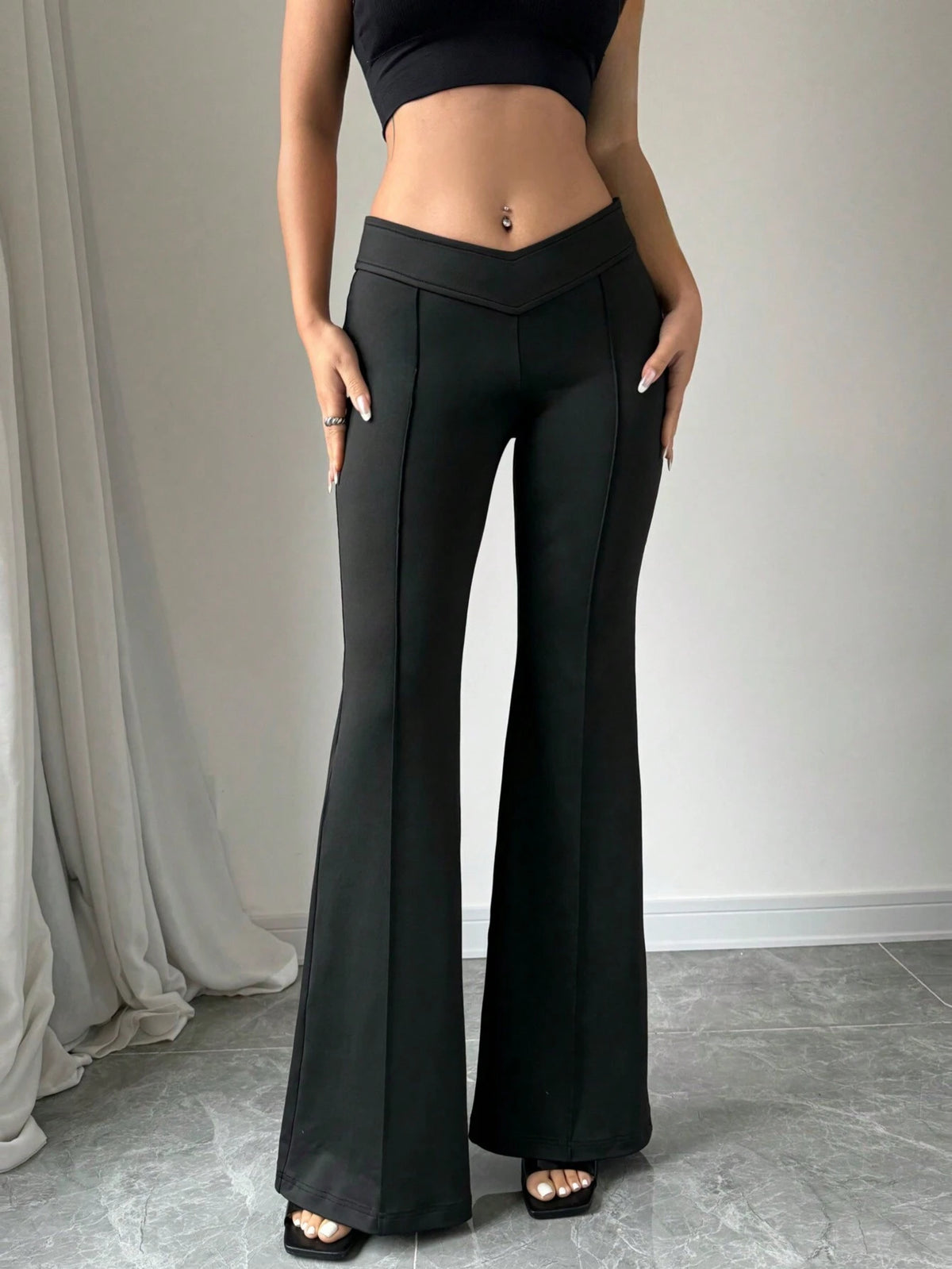 EZwear Women's High Street Casual V-Shaped Waist Knitted High-Elastic Micro-Flared Pants, Summer