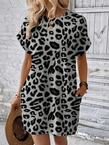 Women's Loose Batwing Short Sleeve Leopard Print Round Neck Dress