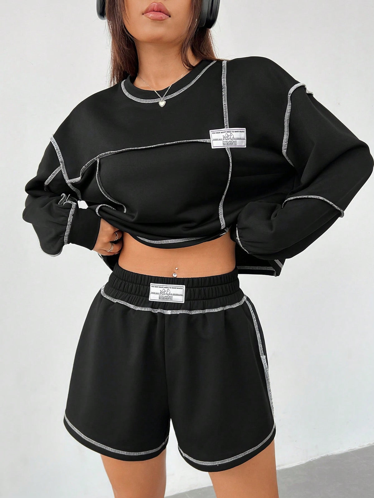 Women's Patch Detail Sweatshirt And Shorts Set With Decorative Stitching