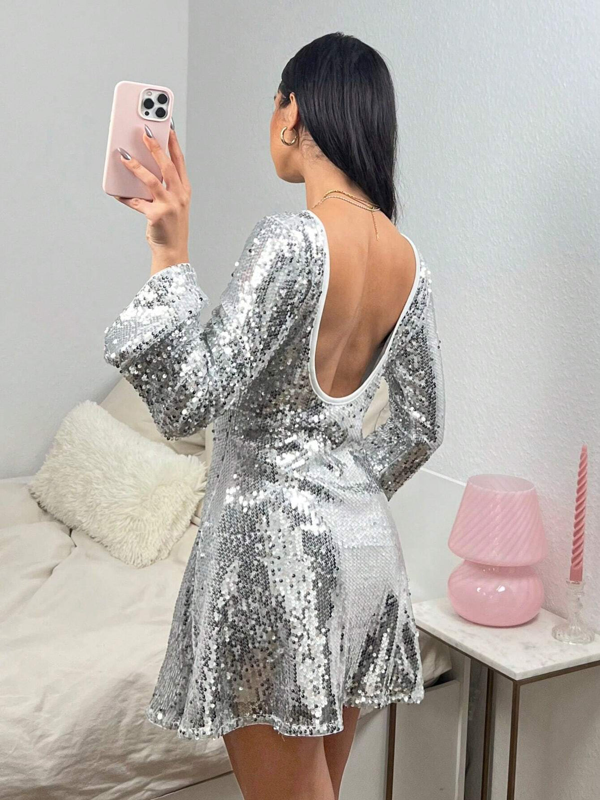 Women's Round Neck Long Sleeve Fancy Backless Sequin Party Mini Dress