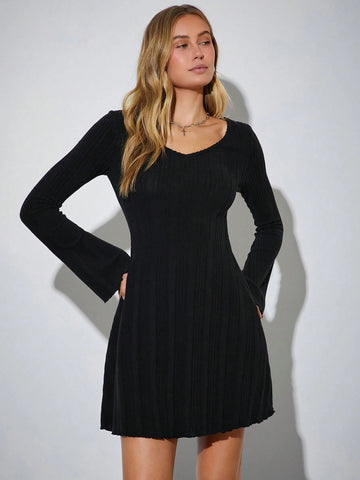 Women's Solid Color Lettuce Ruffle Sleeve Dress