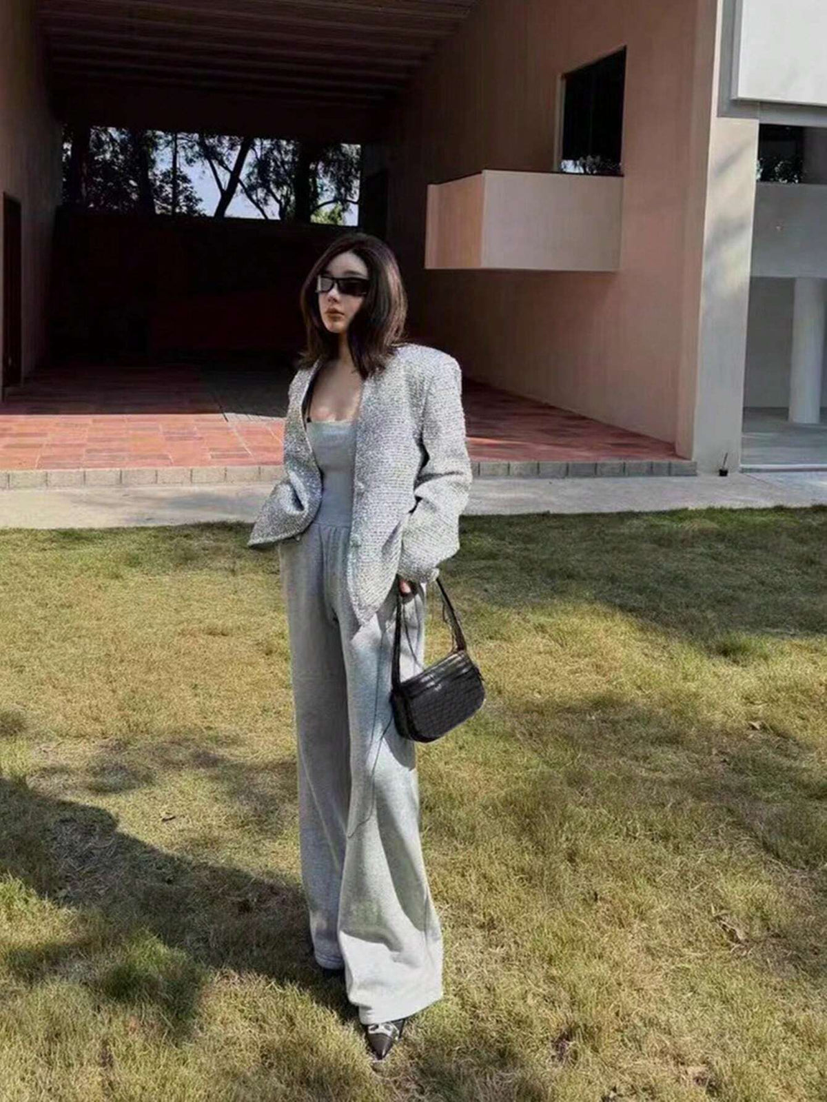 Women's Solid Color Loose Halter Wide Leg Jumpsuit With Pockets, 2-Way Wear