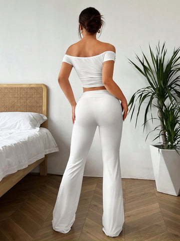 Women's Solid Color Pleated One-Shoulder Cropped T-Shirt And Flare Pants Two-Piece Set