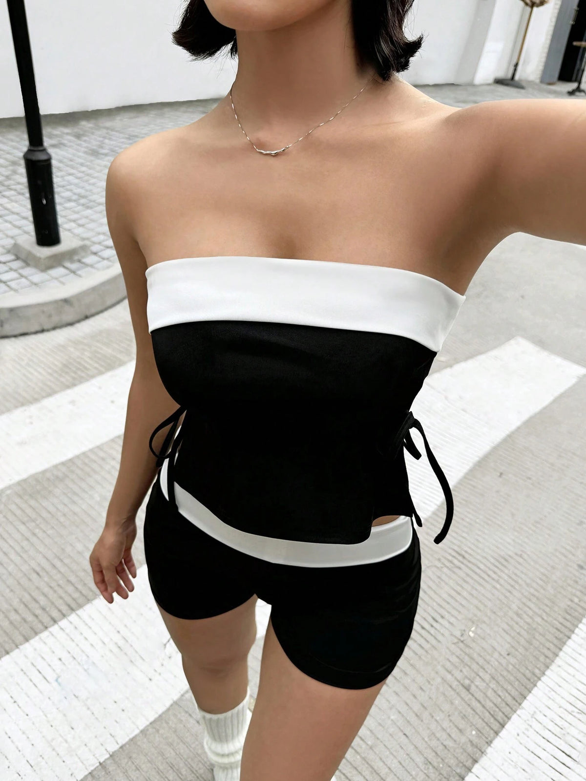 Women's Summer Knitted Contrast Color Sleeveless Top And Shorts Casual Set With Side Tie Design