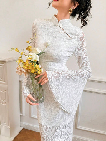 Elegant New Chinese Style Solid Color Lace Button Flared Sleeve Fitted Dress