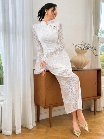 Elegant New Chinese Style Solid Color Lace Button Flared Sleeve Fitted Dress