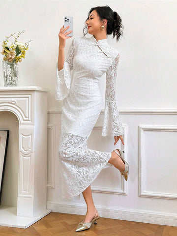 Elegant New Chinese Style Solid Color Lace Button Flared Sleeve Fitted Dress