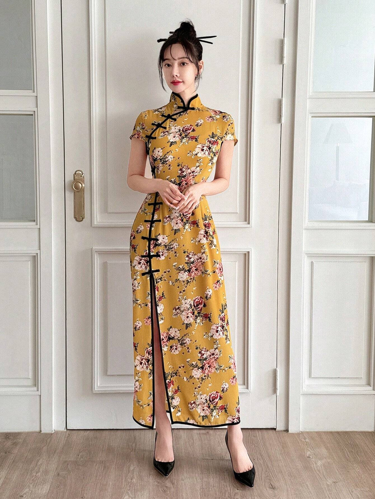 Ladies New Chinese Contrast Trim Peony Print Qipao Dress