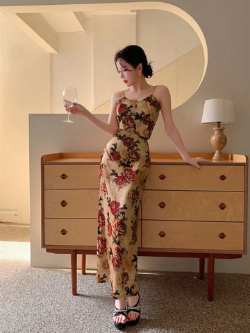 Women'S Chinese Style Retro Printed Asymmetrical Camisole Top With Fish Tail Hem & Slim Fit Midi Skirt 2pcs/Set