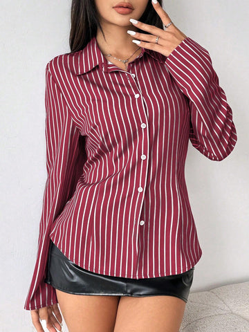 Essnce 1pc Women's Button Front Long Sleeve Striped Casual Shirt (Random Cut)