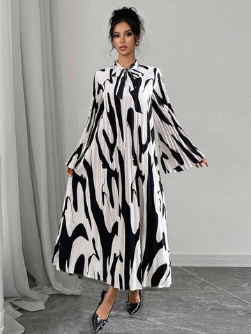 Butterfly Knot Collar With Pleated Design Bell Sleeve Loose Dress