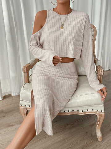 Cut Out Drop Shoulder Crop Tee & Split Thigh Skirt