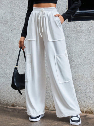 Essnce Drawstring Waist Pocket Patched Sweatpants