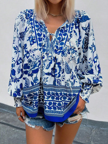 Essnce Fashionable Casual V-Neck Long Sleeve Scattered Ditsy Floral Placement Floral Shirt Top