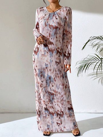 Fitted Crew Neck Long Sleeve Pleated Abstract Print Dress