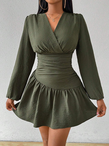 French V-Neck Pleated Waist Elegant A-Line Fashion Moss Green Long Sleeve Mini Short Dress