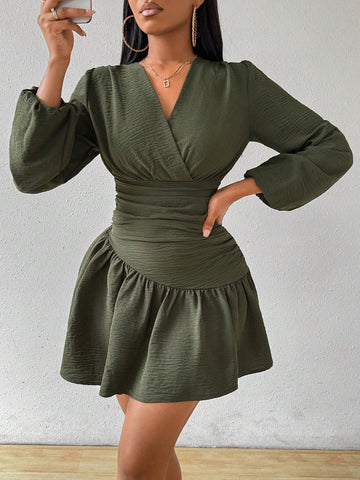 French V-Neck Pleated Waist Elegant A-Line Fashion Moss Green Long Sleeve Mini Short Dress