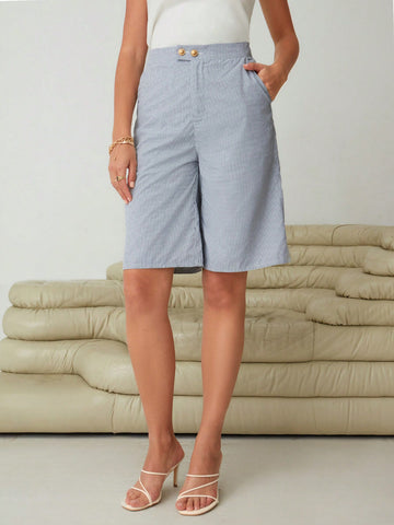 Essnce Gingham Print Slant Pocket Shorts